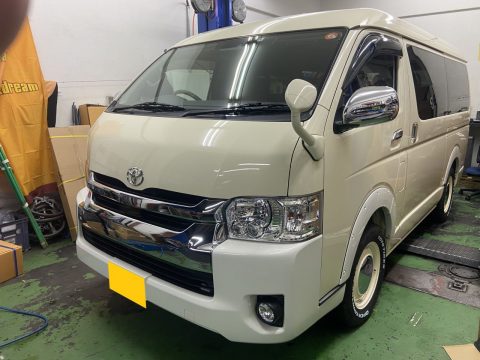 祝ご納車！H30年式ハイエースワゴンGLをご納車させていただきました！